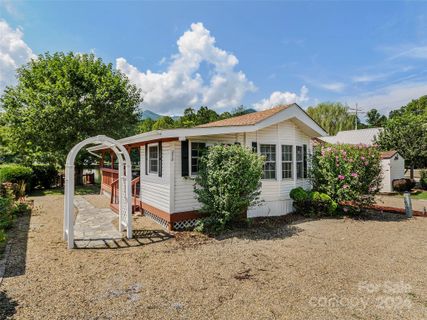 278 Mallard Loop