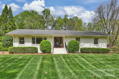 408 Hillandale Drive sold home in Sardis Terrace, Charlotte, NC