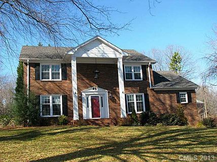 1010 Greenhurst Road sold home in Sherwood Forest, Winston Salem, NC