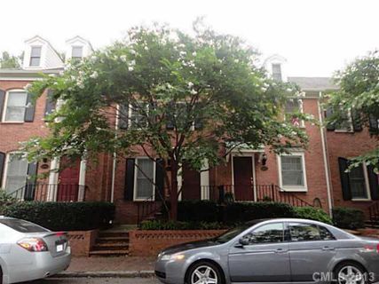 520 Poplar Street F sold home in Hackberry Court, Charlotte, NC
