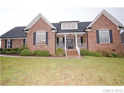 4257 Woodsbury Lane