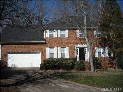 3041 Oakcroft Drive sold home in Oakcroft, Matthews, NC