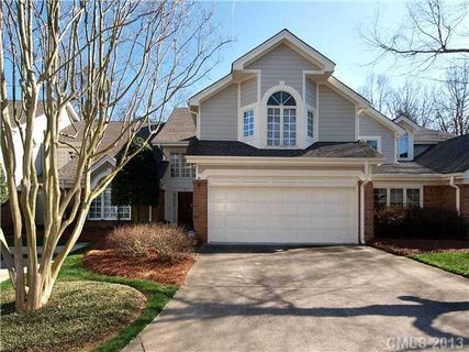 1817 Meadowood Lane