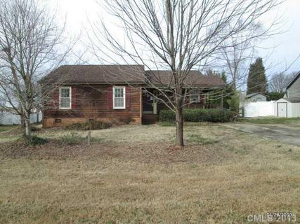 3530 Nw Farm Lake Drive