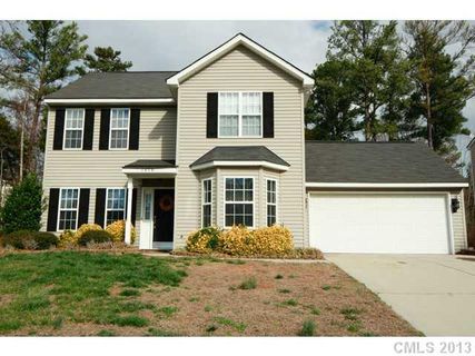 1410 Hollythorne Drive