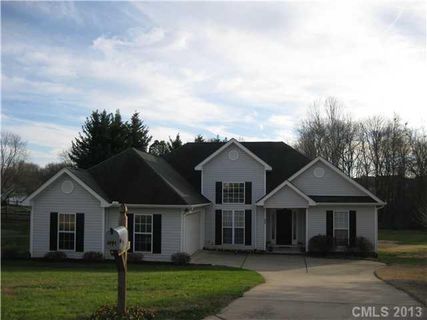 208 Sidney Court