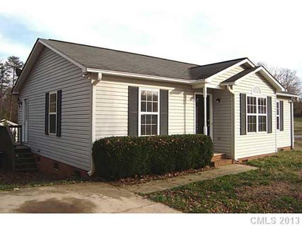 106 Lismark Drive