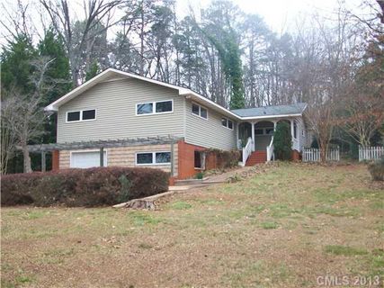 39 Elm Street sold home in Carolina Aluminum Company, Badin, NC