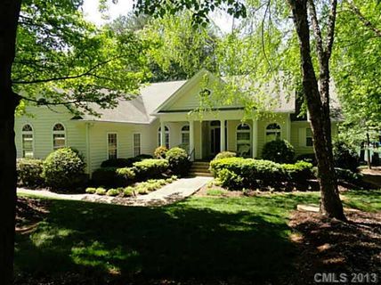 152 Waterford Drive