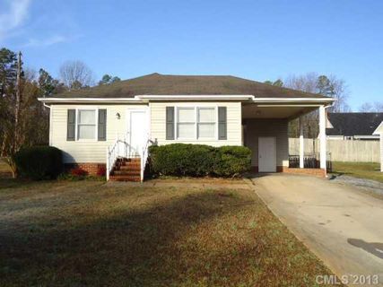 1002 Oakmont Court