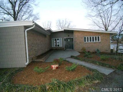 240 Riverview Circle
