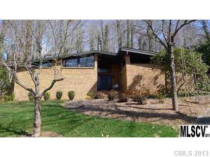 29 Oak Circle