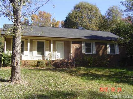 2719 Meadowcliff Drive