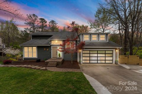 225 Coach Ridge Trail sold home in Coachman Ridge, Matthews, NC