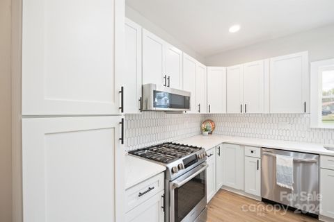 810 Oval Street sold home in Bellevue, Kannapolis, NC
