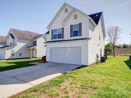 5815 Bridgeway Drive sold home in Alexis Pointe, Indian Trail, NC
