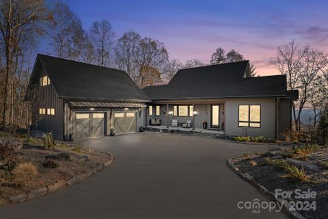 124 Mossy Rock Way