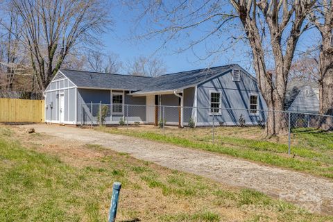 5 Melissa Court sold home in Mtn Carmel Acres, Asheville, NC