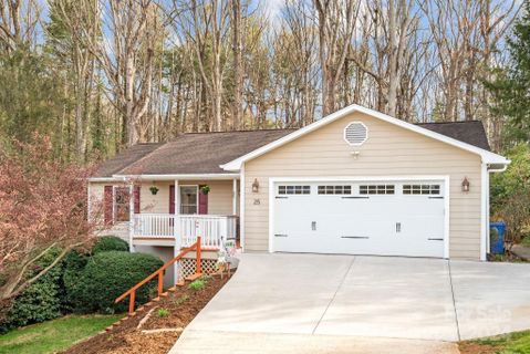 25 Sawmill Road sold home in Forest Lake, Asheville, NC