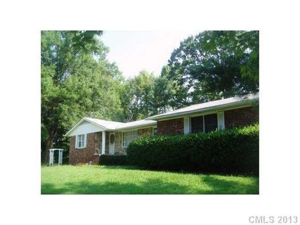 515 Geroid Street sold home in Hamilton Heights, Salisbury, NC