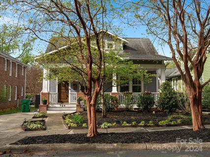 724 Tremont Avenue