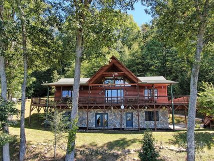 170 Cinnamon Ridge sold home in Whispering Oaks, Waynesville, NC