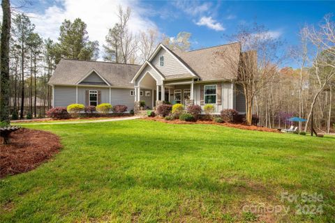 Previously sold for $935,000