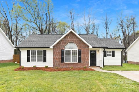 3749 Capps Hill Drive sold home in Capps Hill Village, Charlotte, NC