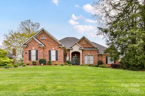 526 Ballymote Court