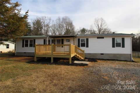 8810 Spring Meadow Drive sold home in Spring Meadows, Hickory, NC