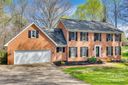 3446 Thoroughbred Court sold home in Gastonia, SC