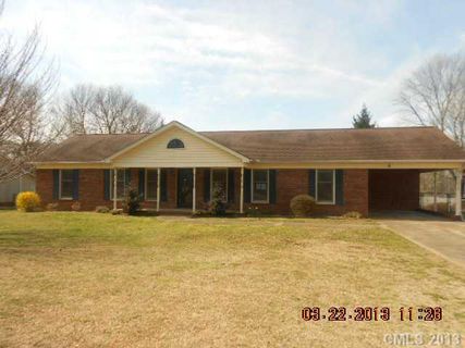 1008 Caldwell Circle