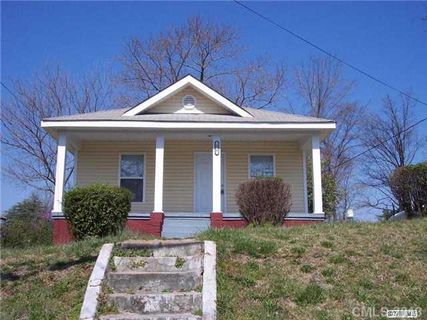 414 Lakewood Avenue