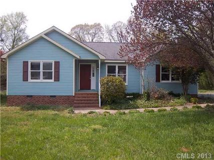 2610 Foxworth Drive