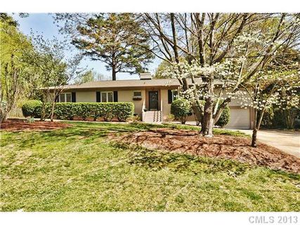 424 Beverly Circle