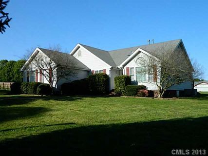 112 Abbey Circle