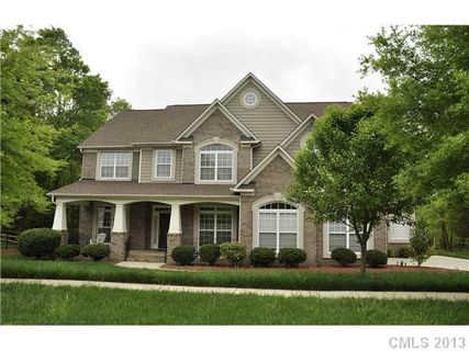 1520 Golden Rain Drive