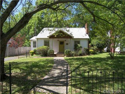 1108 Meadow Lane