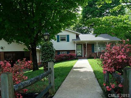 106 Brookshire Drive