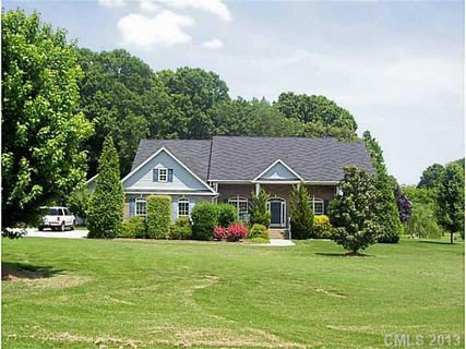 5115 Pond Bluff Drive sold home in Lathans Pond, Monroe, NC