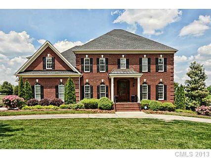 1044 Spyglass Lane