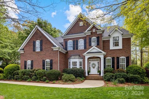 706 Castlestone Lane