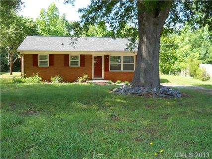 3624 Chapelwood Drive sold home in Chapelwood Acres, Gastonia, NC