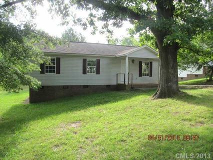 616 N Dixie Street sold home in Cherry, Cherryville, NC