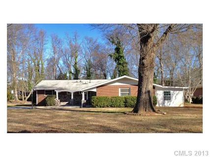 117 Suburban Avenue