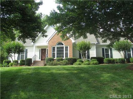 6331 Tripp Place sold home in Berwick, Charlotte, NC