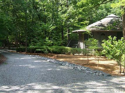 411 Creston Circle 10 & 11 sold home in Overhill Acres, Charlotte, NC