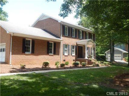 136 Steeplechase Circle