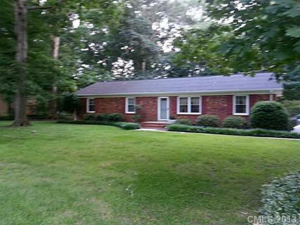 1110 White Oaks Circle