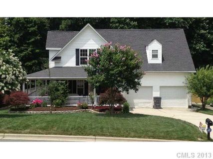 2233 Charles Towne Court